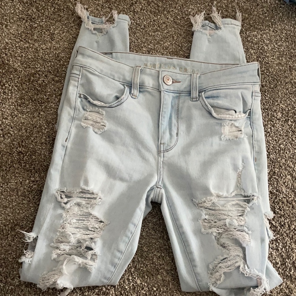 American eagle distressed jeans